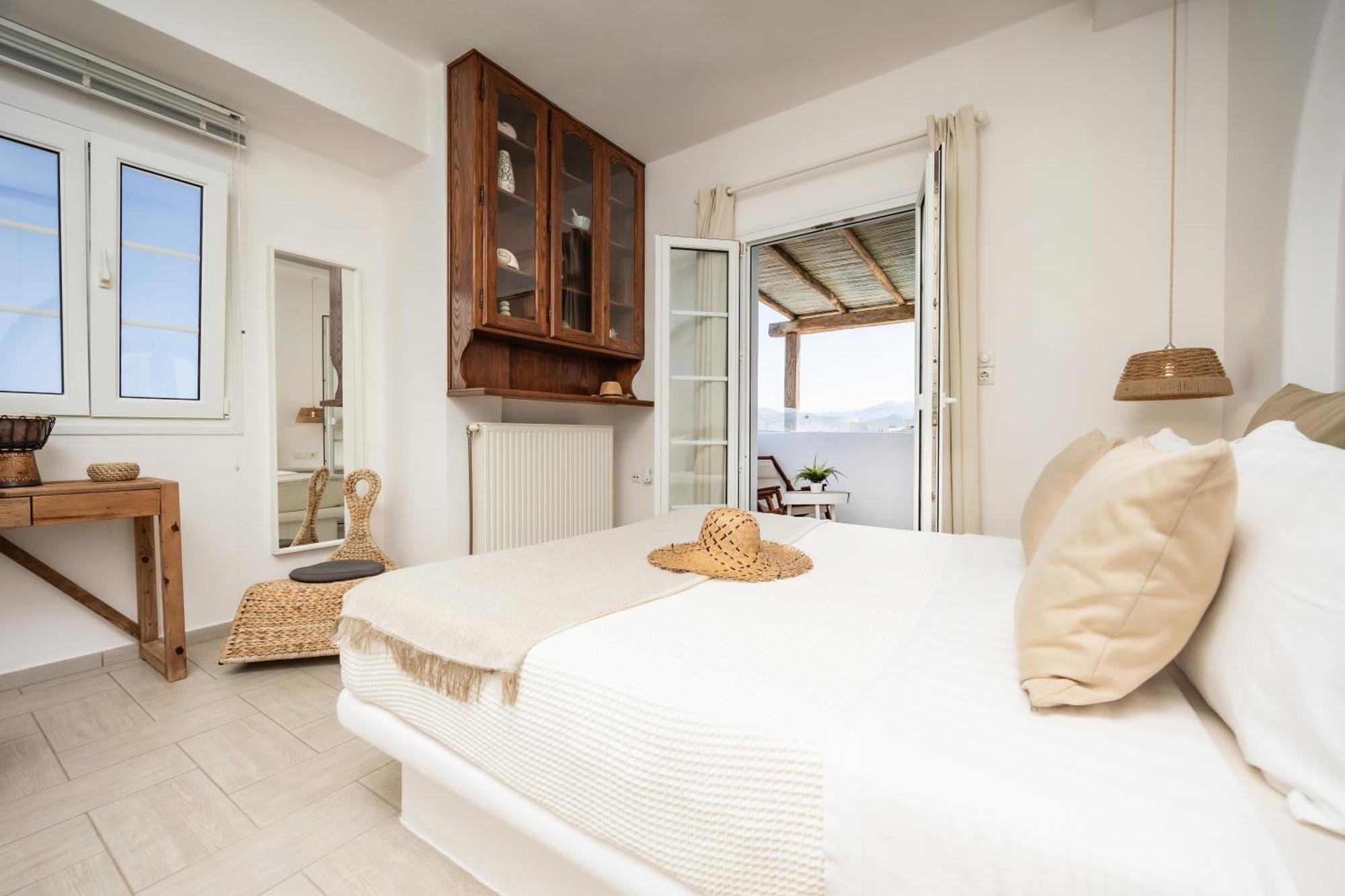 Thea Suites Naxos Agios Prokopios  Exteriér fotografie